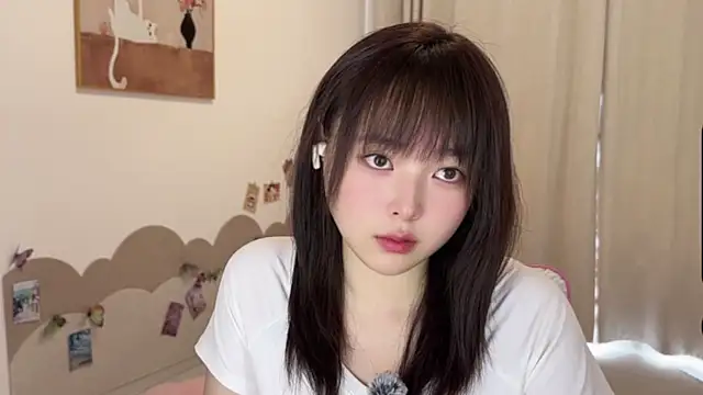 Chenjing0 online show from April 2026 05:05:01 AM