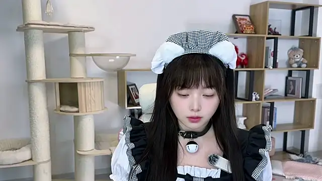 Chenjing0 online show from April 2026 01:17:01 PM