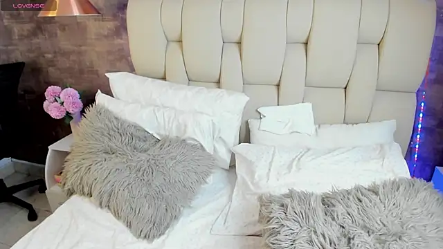 Scarlet lace online show from March 2025 07:48:01 PM