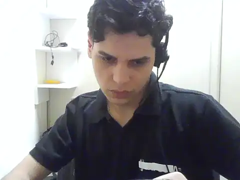 novinho242k online show from November 2025 04:35:01 PM