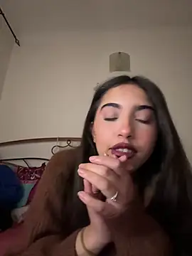 Snapshot of miaceleste chatting on March 2025 06:11:02 PM miaceleste online show from March 2025 06:11:02 PM