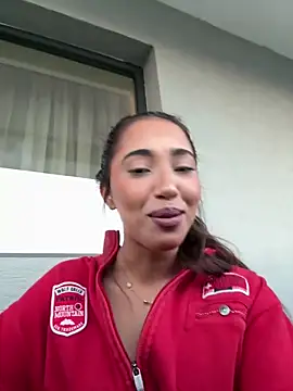 Snapshot of miaceleste chatting on September 2025 04:18:01 PM miaceleste online show from September 2025 04:18:01 PM