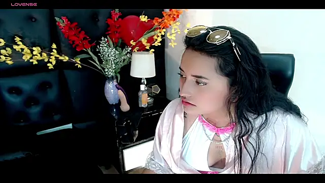 Carolaine01 online show from February 2025 09:36:02 PM