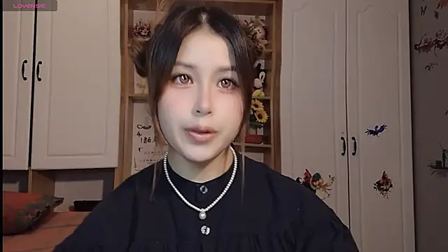 Lucky-xiuxiu online show from February 2025 01:11:02 AM