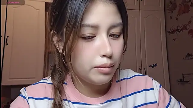 Lucky-xiuxiu online show from February 2025 03:12:01 AM