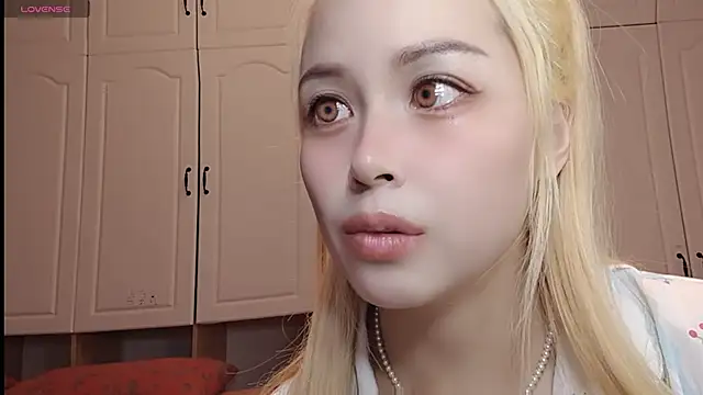 Lucky-xiuxiu online show from February 2025 06:47:02 AM