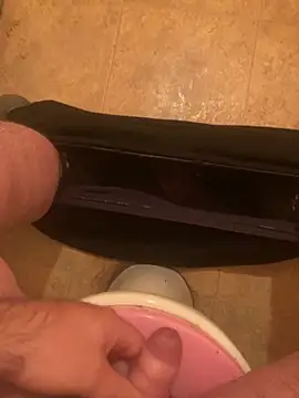 balint35 online show from October 2025 06:47:01 AM