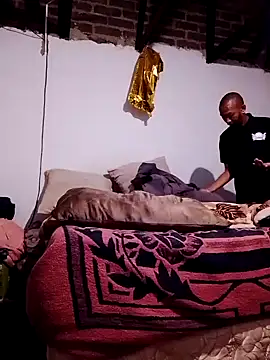 Snapshot of KMbesxxx chatting on October 2025 09:26:02 PM KMbesxxx online show from October 2025 09:26:02 PM