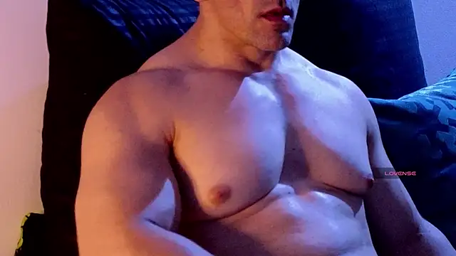 Snapshot of life_warrior chatting on January 2025 04:47:02 AM life warrior online show from January 2025 04:47:02 AM