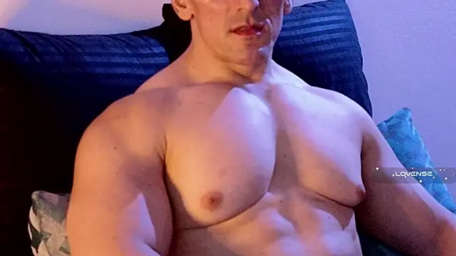 Snapshot of life_warrior chatting on January 2025 04:53:01 PM life warrior online show from January 2025 04:53:01 PM