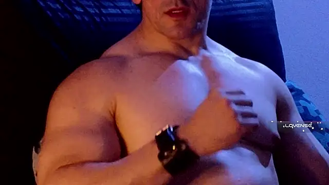 Snapshot of life_warrior chatting on February 2025 10:15:01 PM life warrior online show from February 2025 10:15:01 PM