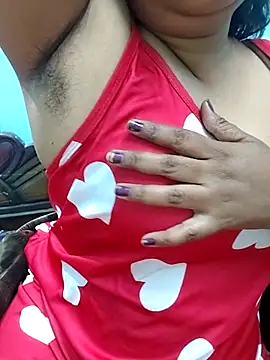  MilkyBar online show from November 2025 05:00:02 PM