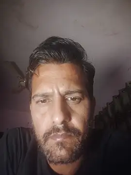 Snapshot of MAGNETICDADDY8 chatting on November 2025 05:02:02 PM MAGNETICDADDY8 online show from November 2025 05:02:02 PM