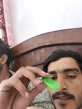 Snapshot of MAGNETICDADDY8 chatting on November 2025 07:13:01 PM MAGNETICDADDY8 online show from November 2025 07:13:01 PM