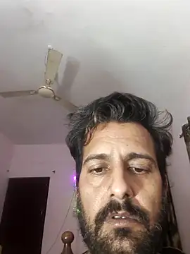 Snapshot of MAGNETICDADDY8 chatting on November 2025 08:11:02 PM MAGNETICDADDY8 online show from November 2025 08:11:02 PM