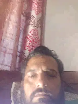 Snapshot of MAGNETICDADDY8 chatting on December 2025 02:49:01 AM MAGNETICDADDY8 online show from December 2025 02:49:01 AM