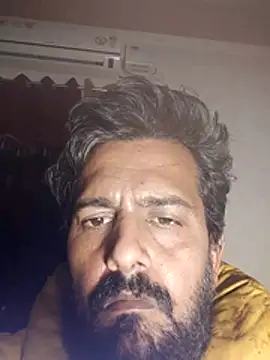 Snapshot of MAGNETICDADDY8 chatting on December 2025 04:12:02 PM MAGNETICDADDY8 online show from December 2025 04:12:02 PM