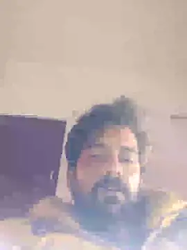 Snapshot of MAGNETICDADDY8 chatting on January 2026 10:43:01 AM MAGNETICDADDY8 online show from January 2026 10:43:01 AM