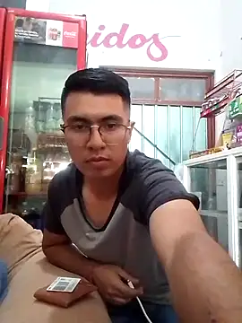 RODRI POLLADURA online show from February 2025 10:52:02 PM