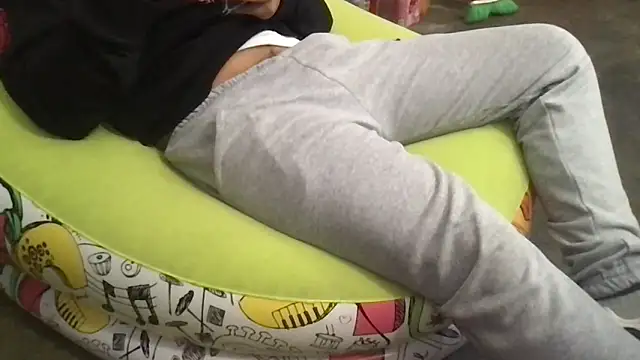 RODRI POLLADURA online show from January 2026 06:00:01 PM