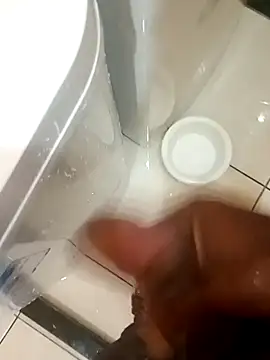 Snapshot of rodrig2107 chatting on February 2026 12:53:02 AM rodrig2107 online show from February 2026 12:53:02 AM