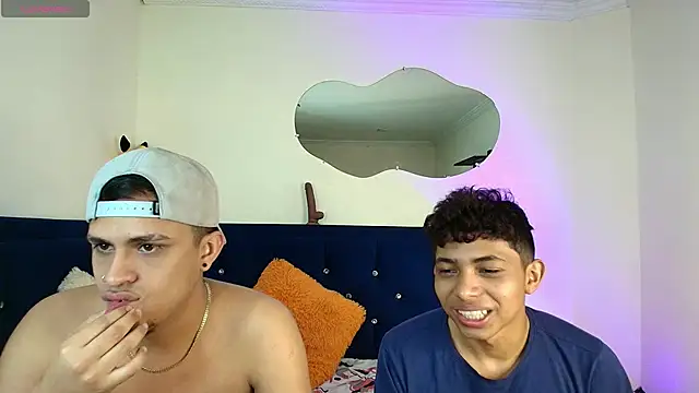 twinkmilk  online show from January 2025 11:58:02 AM