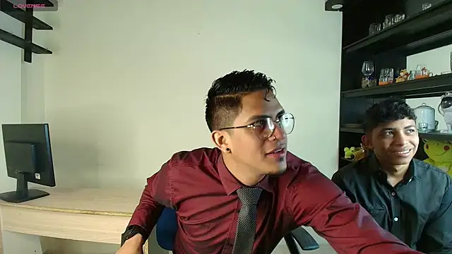 twinkmilk  online show from January 2025 11:54:02 AM