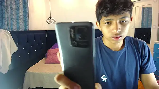 twinkmilk  online show from March 2025 12:26:02 PM