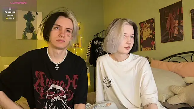 VeryRare TwinS online show from November 2025 10:44:02 PM