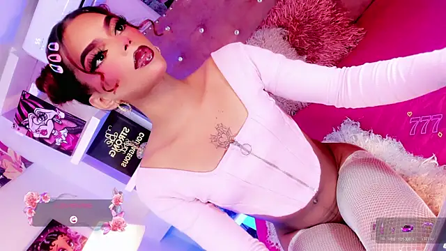 Diva Smith02 online show from July 2026 11:27:01 AM