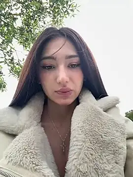 Maddy Jones online show from January 2025 04:51:02 PM