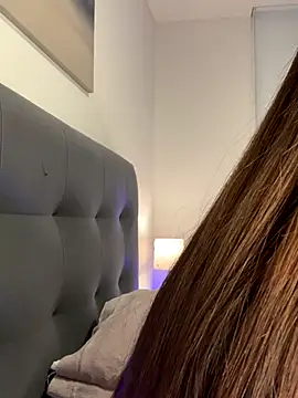 Maddy Jones online show from September 2025 01:17:01 AM