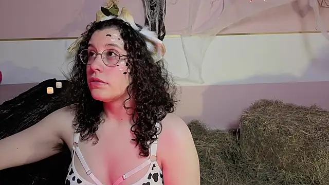 Charlotte  Miller online show from October 2025 11:45:02 AM