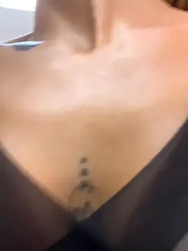 Samantha bigboobs online show from September 2025 03:23:01 PM