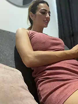 Snapshot of Samantha_bigboobs chatting on May 2026 10:37:02 PM Samantha bigboobs online show from May 2026 10:37:02 PM