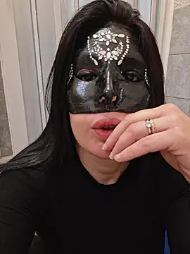 desyree89 online show from February 2026 05:41:01 AM