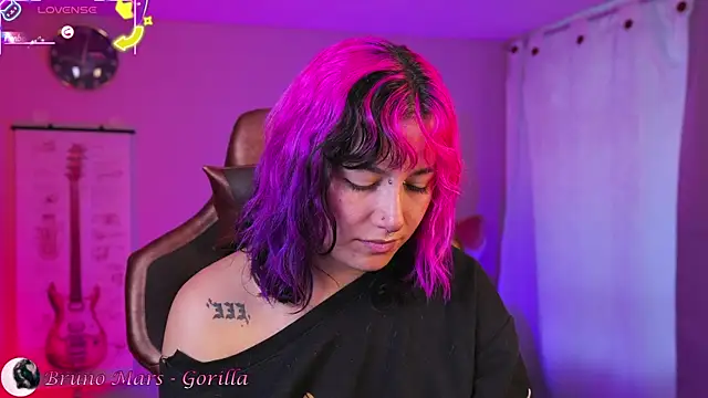 Snapshot of _zephyr_ chatting on October 2025 09:31:01 PM zephyr online show from October 2025 09:31:01 PM