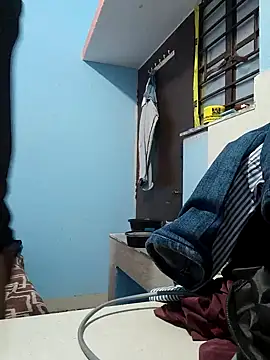 Snapshot of aryan_8051 chatting on January 2025 07:00:02 AM aryan 8051 online show from January 2025 07:00:02 AM