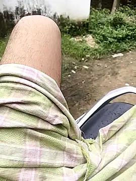 Snapshot of aryan_8051 chatting on September 2025 05:33:02 AM aryan 8051 online show from September 2025 05:33:02 AM