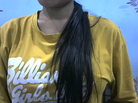 Snapshot of Misha_Sweett chatting on February 2026 03:32:02 PM Misha Sweett online show from February 2026 03:32:02 PM