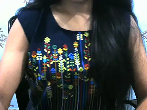 Snapshot of Misha_Sweett chatting on May 2026 06:57:02 PM Misha Sweett online show from May 2026 06:57:02 PM