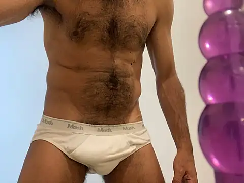 JoaoLenhador online show from February 2025 02:55:02 AM