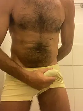 JoaoLenhador online show from February 2025 06:43:02 AM