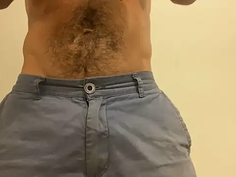 JoaoLenhador online show from March 2025 01:05:01 AM