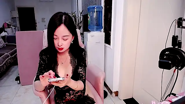 SSSniang- online show from March 2025 12:01:02 PM