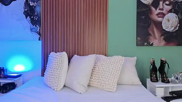 Snapshot of KimStone1 chatting on March 2025 01:30:02 PM KimStone1 online show from March 2025 01:30:02 PM