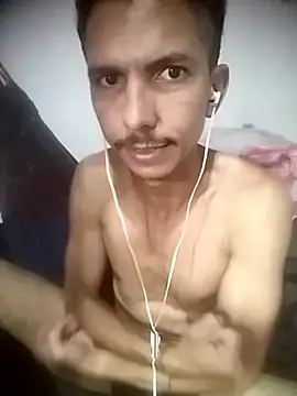 Snapshot of MagrinhoSaradoo chatting on February 2025 05:29:01 AM MagrinhoSaradoo online show from February 2025 05:29:01 AM