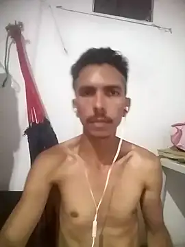 Snapshot of MagrinhoSaradoo chatting on February 2025 02:58:01 AM MagrinhoSaradoo online show from February 2025 02:58:01 AM