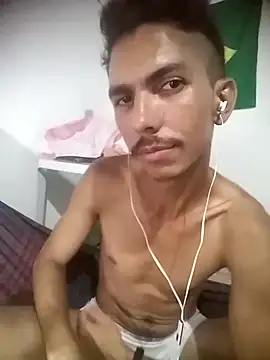 Snapshot of MagrinhoSaradoo chatting on February 2025 09:16:02 PM MagrinhoSaradoo online show from February 2025 09:16:02 PM