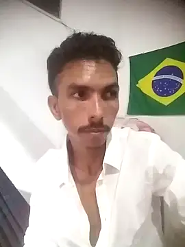 Snapshot of MagrinhoSaradoo chatting on February 2025 05:02:01 AM MagrinhoSaradoo online show from February 2025 05:02:01 AM